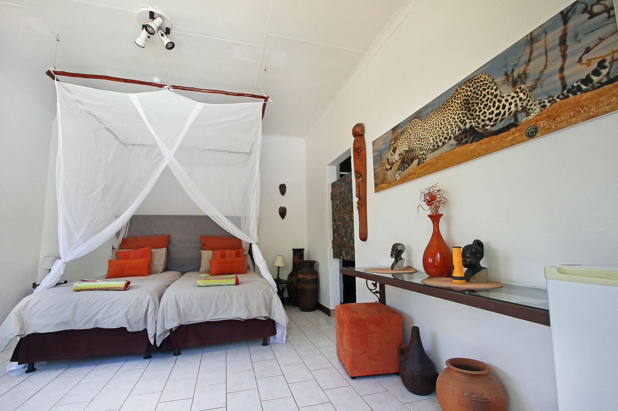 Normann Safari Bush Lodge Phalaborwa Exterior foto